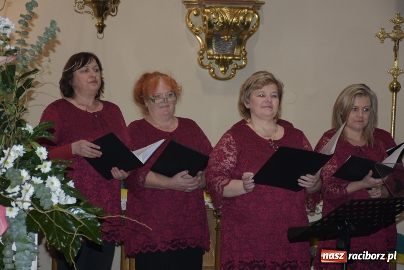 Zdjęcie w galerii na portalu naszraciborz.pl: VIII Przegląd Chórów Pogranicza w Krzyżanowicach za nami wiadomości z regionu