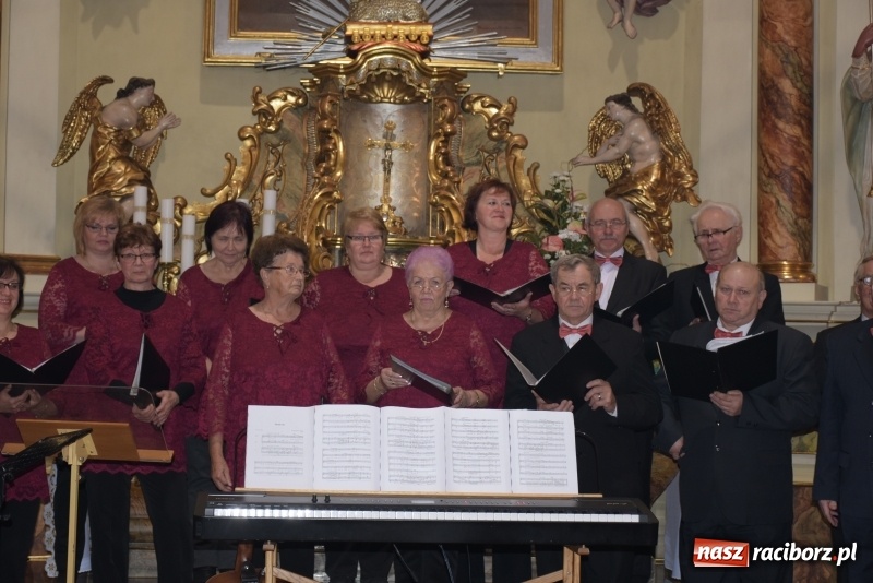 Zdjęcie w galerii na portalu naszraciborz.pl: VIII Przegląd Chórów Pogranicza w Krzyżanowicach za nami wiadomości z regionu