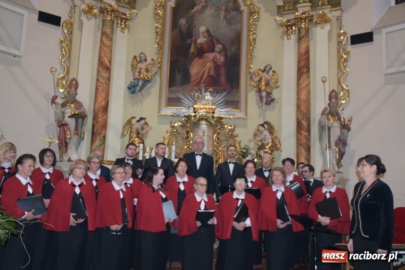 Zdjęcie w galerii na portalu naszraciborz.pl: VIII Przegląd Chórów Pogranicza w Krzyżanowicach za nami wiadomości z regionu