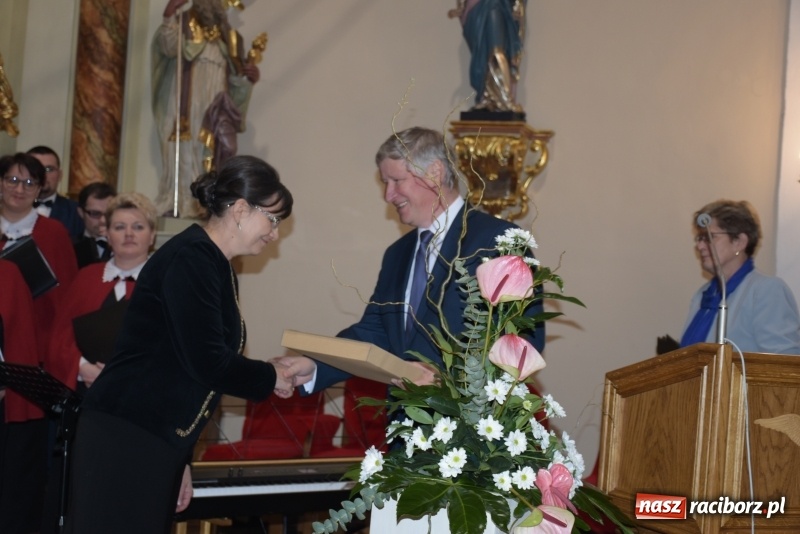 Zdjęcie w galerii na portalu naszraciborz.pl: VIII Przegląd Chórów Pogranicza w Krzyżanowicach za nami wiadomości z regionu