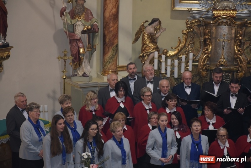 Zdjęcie w galerii na portalu naszraciborz.pl: VIII Przegląd Chórów Pogranicza w Krzyżanowicach za nami wiadomości z regionu