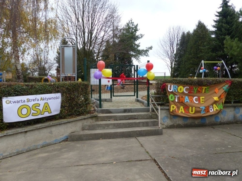 Zdjęcie w galerii na portalu naszraciborz.pl: W Pietraszynie powstała Otwarta Strefa Aktywności wiadomości z regionu