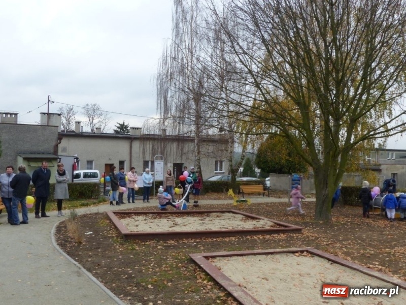 Zdjęcie w galerii na portalu naszraciborz.pl: W Pietraszynie powstała Otwarta Strefa Aktywności wiadomości z regionu