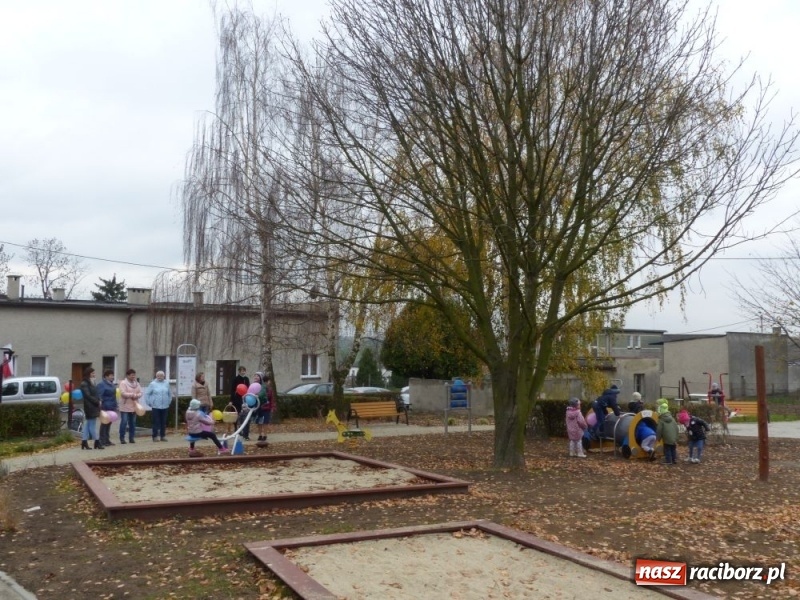 Zdjęcie w galerii na portalu naszraciborz.pl: W Pietraszynie powstała Otwarta Strefa Aktywności wiadomości z regionu