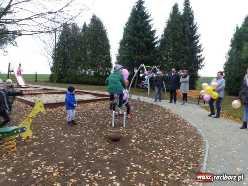Zdjęcie w galerii na portalu naszraciborz.pl: W Pietraszynie powstała Otwarta Strefa Aktywności wiadomości z regionu