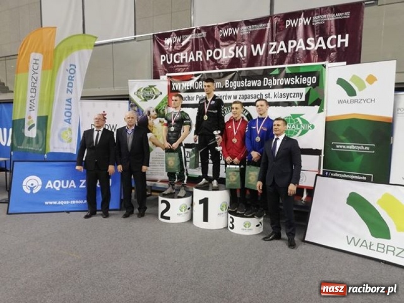Zdjęcie w galerii na portalu naszraciborz.pl: Kapitalny występ zapaśników raciborskiej Unii podczas Pucharu Polski w Wałbrzychu wiadomości z regionu