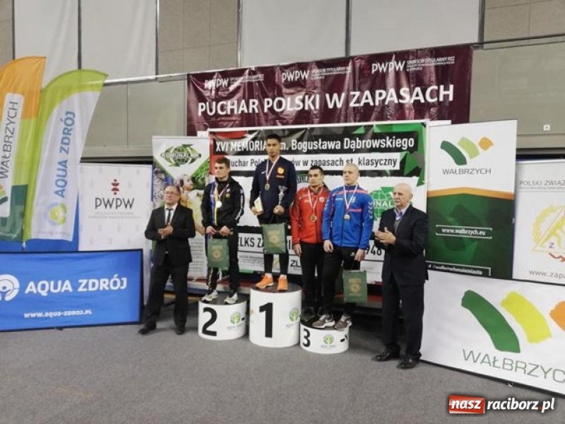 Zdjęcie w galerii na portalu naszraciborz.pl: Kapitalny występ zapaśników raciborskiej Unii podczas Pucharu Polski w Wałbrzychu wiadomości z regionu