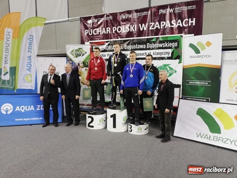 Zdjęcie w galerii na portalu naszraciborz.pl: Kapitalny występ zapaśników raciborskiej Unii podczas Pucharu Polski w Wałbrzychu wiadomości z regionu