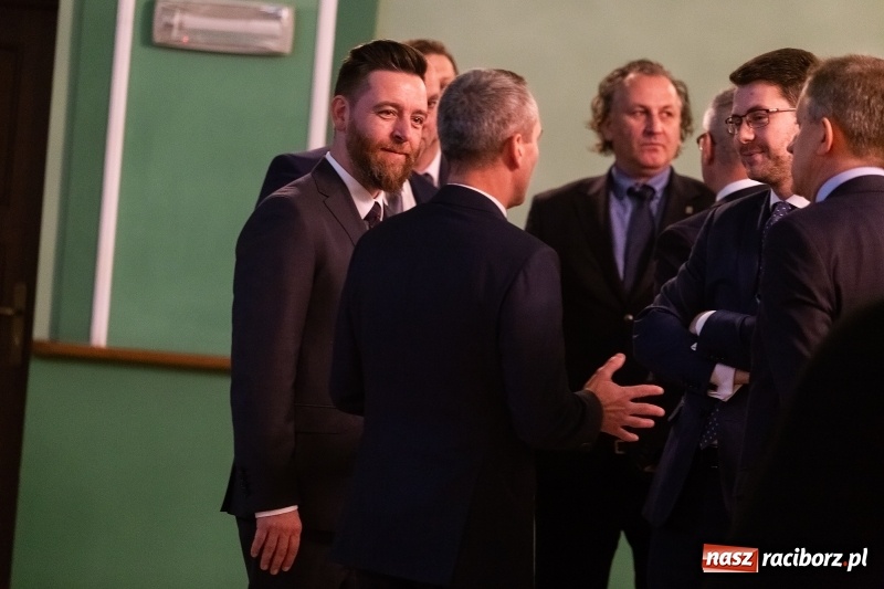 Zdjęcie w galerii na portalu naszraciborz.pl: W Raciborzu dyskutowano o konstytucji dla nauki  wiadomości z regionu