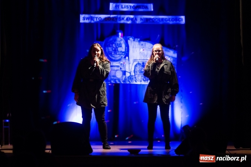 Zdjęcie w galerii na portalu naszraciborz.pl: Droga ku wolności. Przedstawienie teatralne w MDK wiadomości z regionu