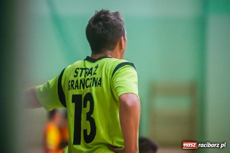 Zdjęcie w galerii na portalu naszraciborz.pl: Poniedziałek z HLPN. Drugi weekend rozgrywek futsalu za nami wiadomości z regionu