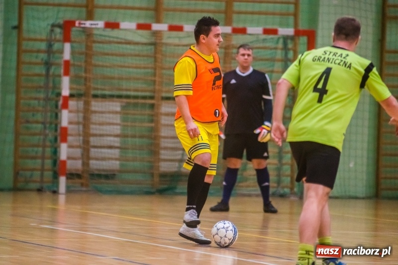 Zdjęcie w galerii na portalu naszraciborz.pl: Poniedziałek z HLPN. Drugi weekend rozgrywek futsalu za nami wiadomości z regionu