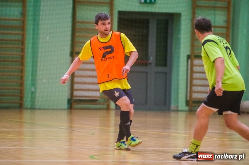 Zdjęcie w galerii na portalu naszraciborz.pl: Poniedziałek z HLPN. Drugi weekend rozgrywek futsalu za nami wiadomości z regionu
