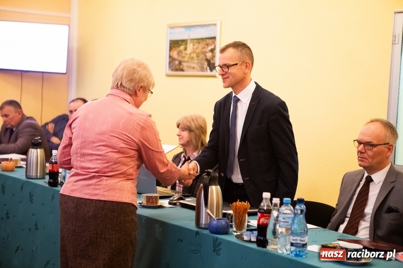 Zdjęcie w galerii na portalu naszraciborz.pl: Nowa Rada Miejska Krzanowic już pracuje wiadomości z regionu