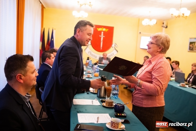 Zdjęcie w galerii na portalu naszraciborz.pl: Nowa Rada Miejska Krzanowic już pracuje wiadomości z regionu