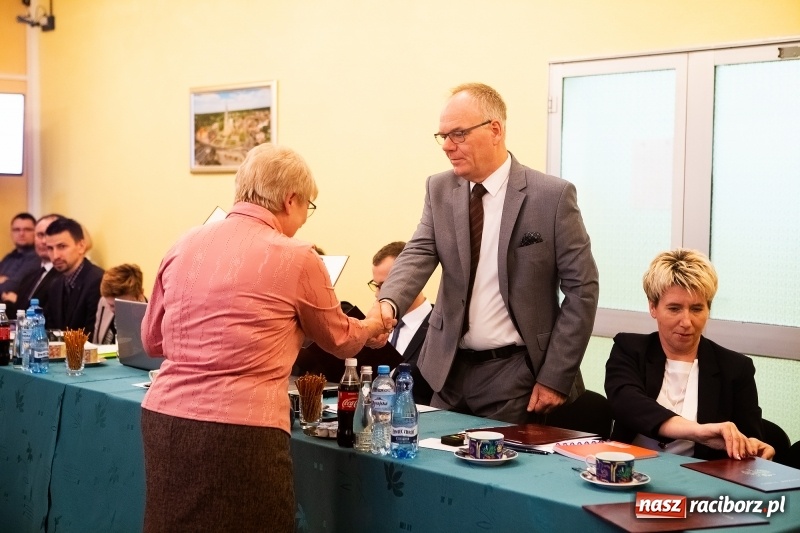 Zdjęcie w galerii na portalu naszraciborz.pl: Nowa Rada Miejska Krzanowic już pracuje wiadomości z regionu