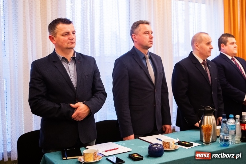 Zdjęcie w galerii na portalu naszraciborz.pl: Nowa Rada Miejska Krzanowic już pracuje wiadomości z regionu