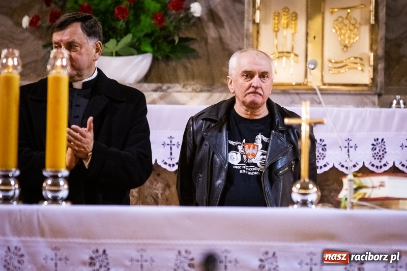 Zdjęcie w galerii na portalu naszraciborz.pl: 100 lat Niepodległości. Wręczono kolejne medale ks. Stefana Pieczki wiadomości z regionu