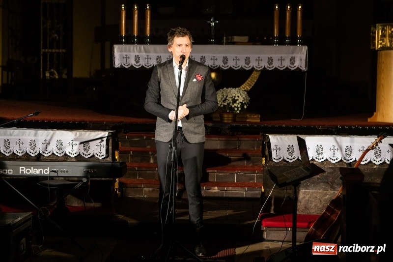 Zdjęcie w galerii na portalu naszraciborz.pl: 100 lat Niepodległości. Wręczono kolejne medale ks. Stefana Pieczki wiadomości z regionu