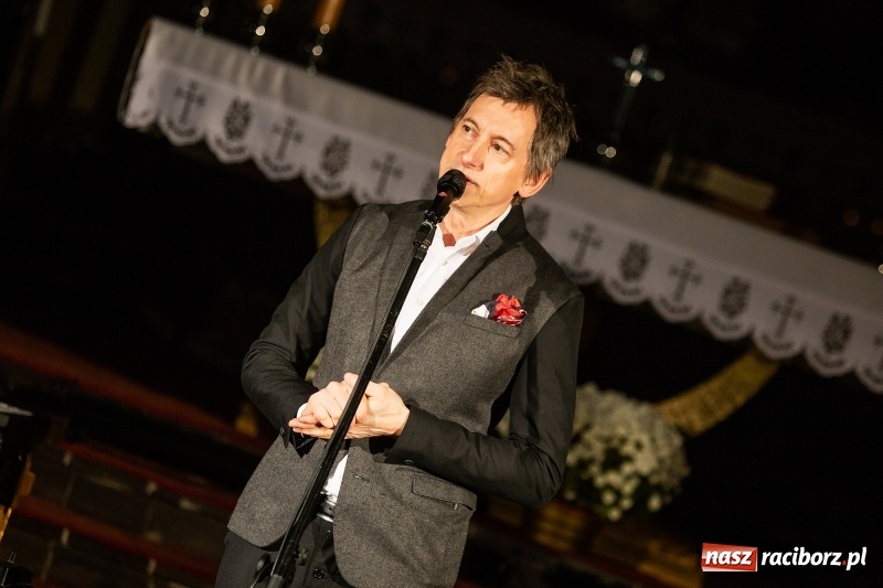 Zdjęcie w galerii na portalu naszraciborz.pl: 100 lat Niepodległości. Wręczono kolejne medale ks. Stefana Pieczki wiadomości z regionu