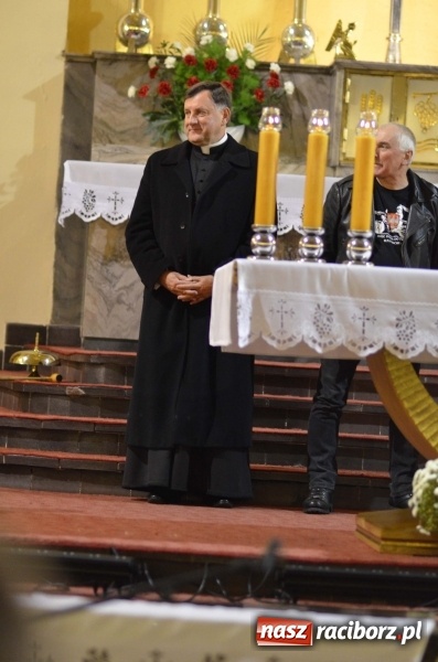 Zdjęcie w galerii na portalu naszraciborz.pl: 100 lat Niepodległości. Wręczono kolejne medale ks. Stefana Pieczki wiadomości z regionu