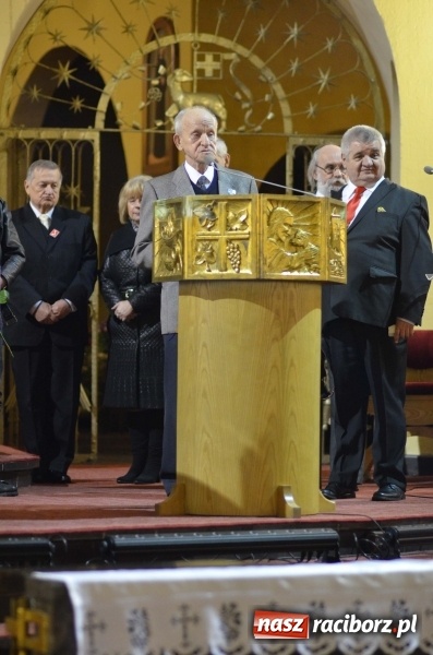 Zdjęcie w galerii na portalu naszraciborz.pl: 100 lat Niepodległości. Wręczono kolejne medale ks. Stefana Pieczki wiadomości z regionu