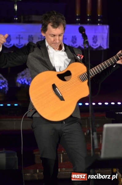 Zdjęcie w galerii na portalu naszraciborz.pl: 100 lat Niepodległości. Wręczono kolejne medale ks. Stefana Pieczki wiadomości z regionu