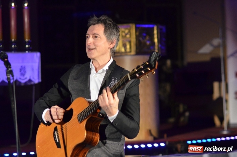 Zdjęcie w galerii na portalu naszraciborz.pl: 100 lat Niepodległości. Wręczono kolejne medale ks. Stefana Pieczki wiadomości z regionu