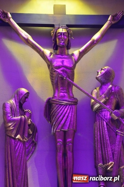 Zdjęcie w galerii na portalu naszraciborz.pl: 100 lat Niepodległości. Wręczono kolejne medale ks. Stefana Pieczki wiadomości z regionu