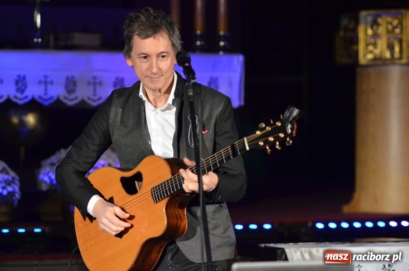 Zdjęcie w galerii na portalu naszraciborz.pl: 100 lat Niepodległości. Wręczono kolejne medale ks. Stefana Pieczki wiadomości z regionu