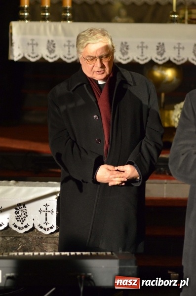 Zdjęcie w galerii na portalu naszraciborz.pl: 100 lat Niepodległości. Wręczono kolejne medale ks. Stefana Pieczki wiadomości z regionu