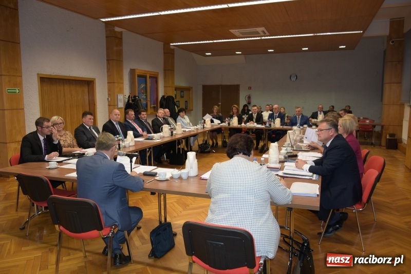 Zdjęcie w galerii na portalu naszraciborz.pl: Inauguracja nowej kadencji Rady Gminy Krzyżanowice  wiadomości z regionu