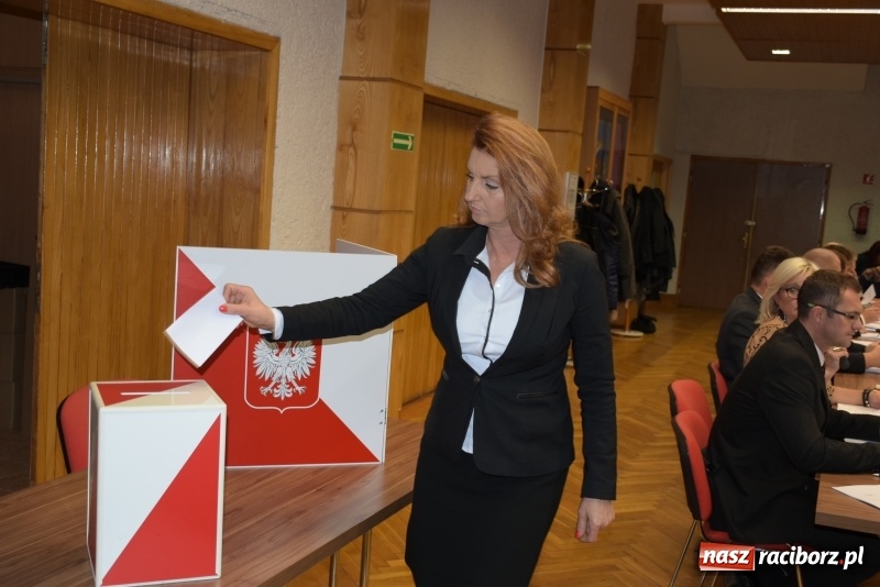 Zdjęcie w galerii na portalu naszraciborz.pl: Inauguracja nowej kadencji Rady Gminy Krzyżanowice  wiadomości z regionu