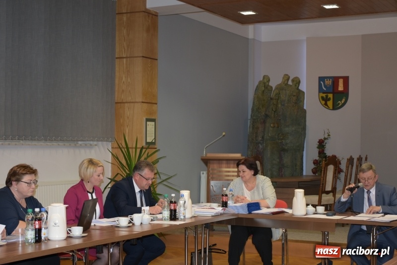 Zdjęcie w galerii na portalu naszraciborz.pl: Inauguracja nowej kadencji Rady Gminy Krzyżanowice  wiadomości z regionu