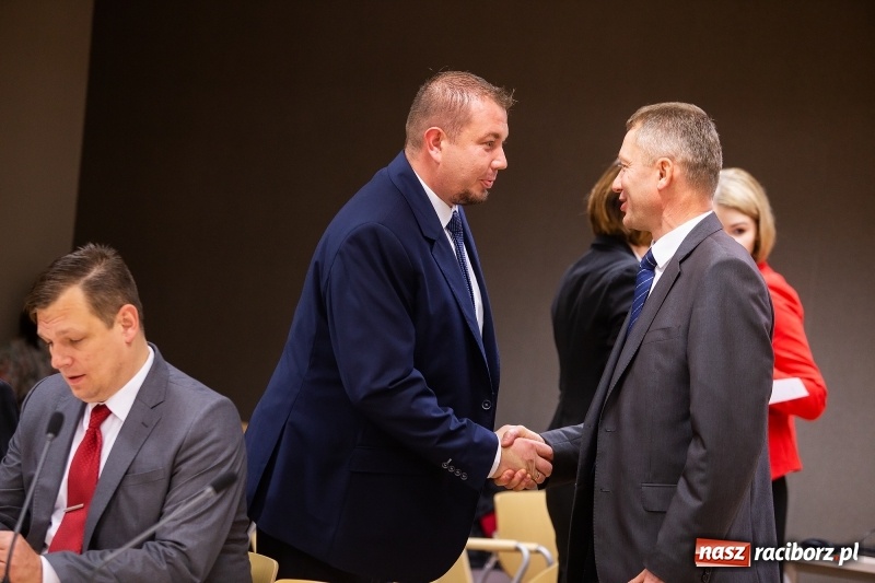 Zdjęcie w galerii na portalu naszraciborz.pl: Adam Wajda przewodniczącym Rady Powiatu Raciborskiego. Wybrano również wiceprzewodniczących wiadomości z regionu
