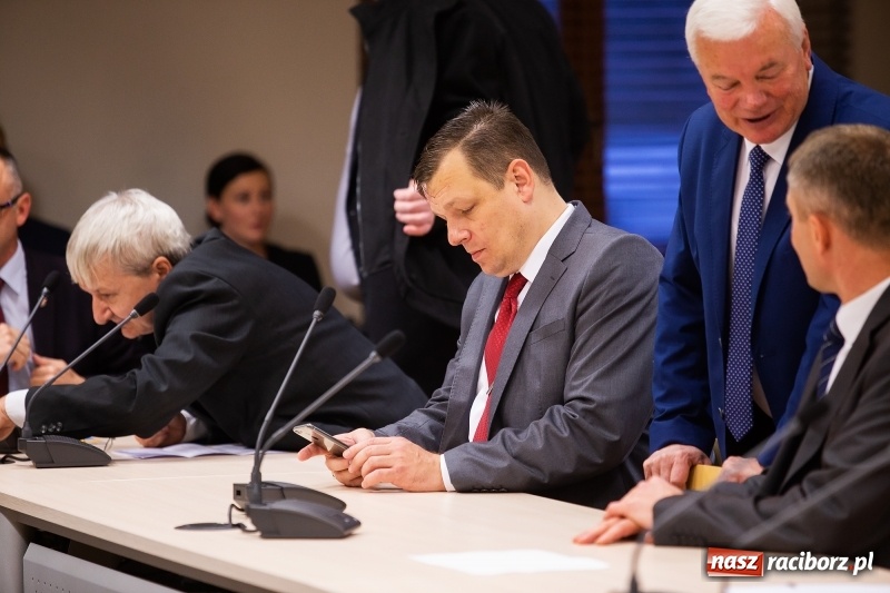 Zdjęcie w galerii na portalu naszraciborz.pl: Adam Wajda przewodniczącym Rady Powiatu Raciborskiego. Wybrano również wiceprzewodniczących wiadomości z regionu