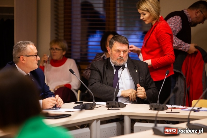 Zdjęcie w galerii na portalu naszraciborz.pl: Adam Wajda przewodniczącym Rady Powiatu Raciborskiego. Wybrano również wiceprzewodniczących wiadomości z regionu