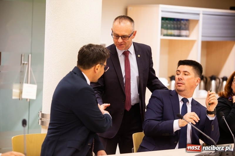 Zdjęcie w galerii na portalu naszraciborz.pl: Adam Wajda przewodniczącym Rady Powiatu Raciborskiego. Wybrano również wiceprzewodniczących wiadomości z regionu