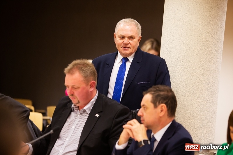 Zdjęcie w galerii na portalu naszraciborz.pl: Adam Wajda przewodniczącym Rady Powiatu Raciborskiego. Wybrano również wiceprzewodniczących wiadomości z regionu
