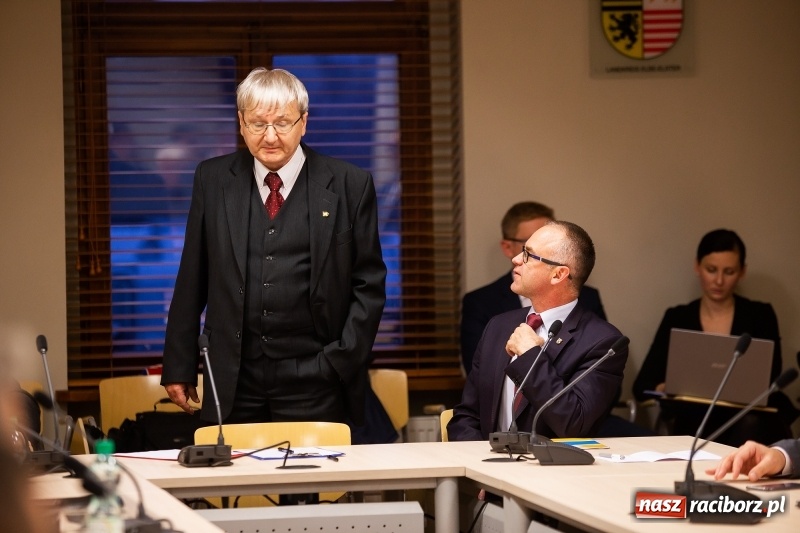 Zdjęcie w galerii na portalu naszraciborz.pl: Adam Wajda przewodniczącym Rady Powiatu Raciborskiego. Wybrano również wiceprzewodniczących wiadomości z regionu