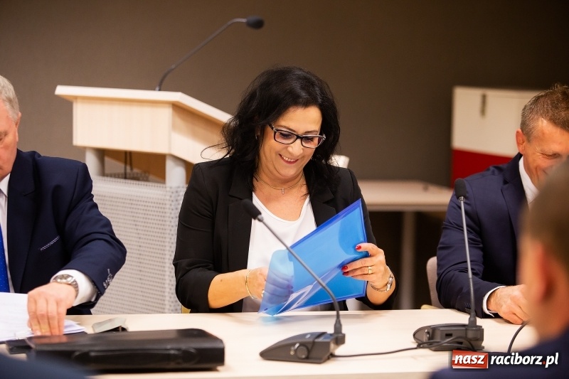 Zdjęcie w galerii na portalu naszraciborz.pl: Adam Wajda przewodniczącym Rady Powiatu Raciborskiego. Wybrano również wiceprzewodniczących wiadomości z regionu