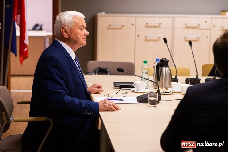 Zdjęcie w galerii na portalu naszraciborz.pl: Adam Wajda przewodniczącym Rady Powiatu Raciborskiego. Wybrano również wiceprzewodniczących wiadomości z regionu
