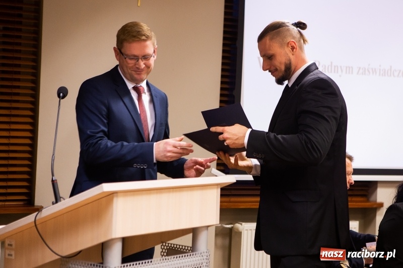 Zdjęcie w galerii na portalu naszraciborz.pl: Adam Wajda przewodniczącym Rady Powiatu Raciborskiego. Wybrano również wiceprzewodniczących wiadomości z regionu