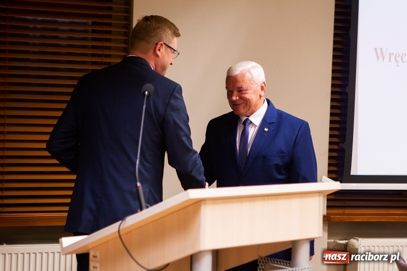 Zdjęcie w galerii na portalu naszraciborz.pl: Adam Wajda przewodniczącym Rady Powiatu Raciborskiego. Wybrano również wiceprzewodniczących wiadomości z regionu