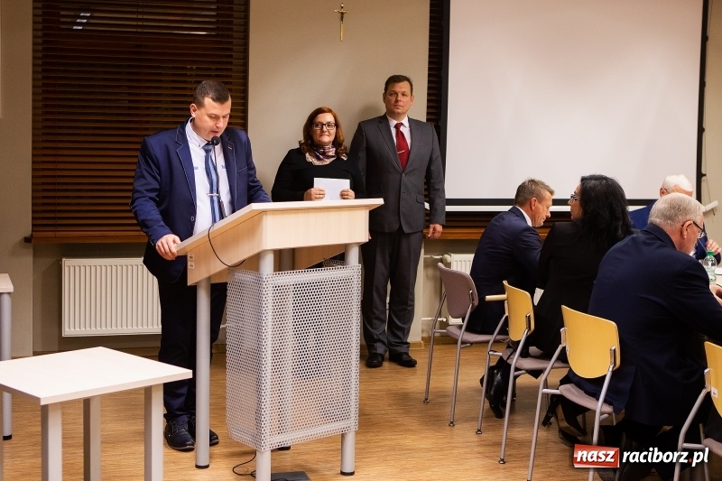 Zdjęcie w galerii na portalu naszraciborz.pl: Adam Wajda przewodniczącym Rady Powiatu Raciborskiego. Wybrano również wiceprzewodniczących wiadomości z regionu