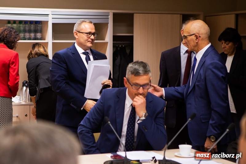 Zdjęcie w galerii na portalu naszraciborz.pl: Adam Wajda przewodniczącym Rady Powiatu Raciborskiego. Wybrano również wiceprzewodniczących wiadomości z regionu