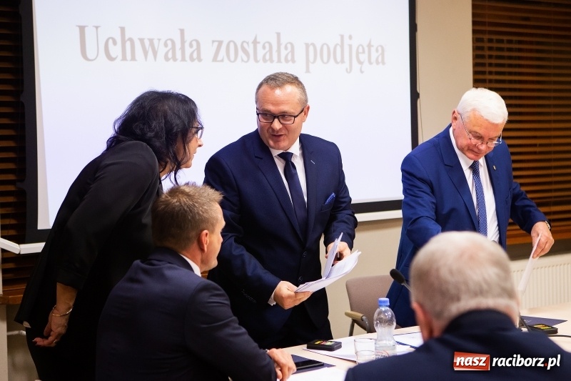 Zdjęcie w galerii na portalu naszraciborz.pl: Adam Wajda przewodniczącym Rady Powiatu Raciborskiego. Wybrano również wiceprzewodniczących wiadomości z regionu