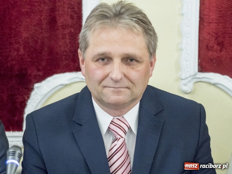 Zdjęcie w galerii na portalu naszraciborz.pl: Radosław Kasprzyk nowym przewodniczącym Rady Miejskiej w Kuźni Raciborskiej  wiadomości z regionu