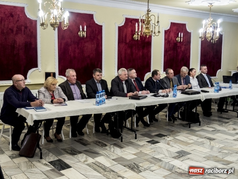 Zdjęcie w galerii na portalu naszraciborz.pl: Radosław Kasprzyk nowym przewodniczącym Rady Miejskiej w Kuźni Raciborskiej  wiadomości z regionu