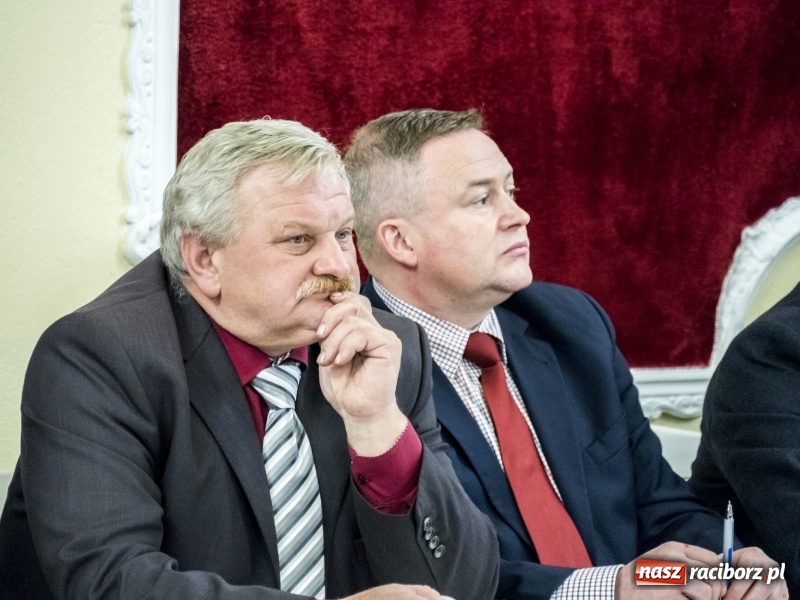 Zdjęcie w galerii na portalu naszraciborz.pl: Radosław Kasprzyk nowym przewodniczącym Rady Miejskiej w Kuźni Raciborskiej  wiadomości z regionu